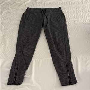 Jogger Pants with Zipper Details